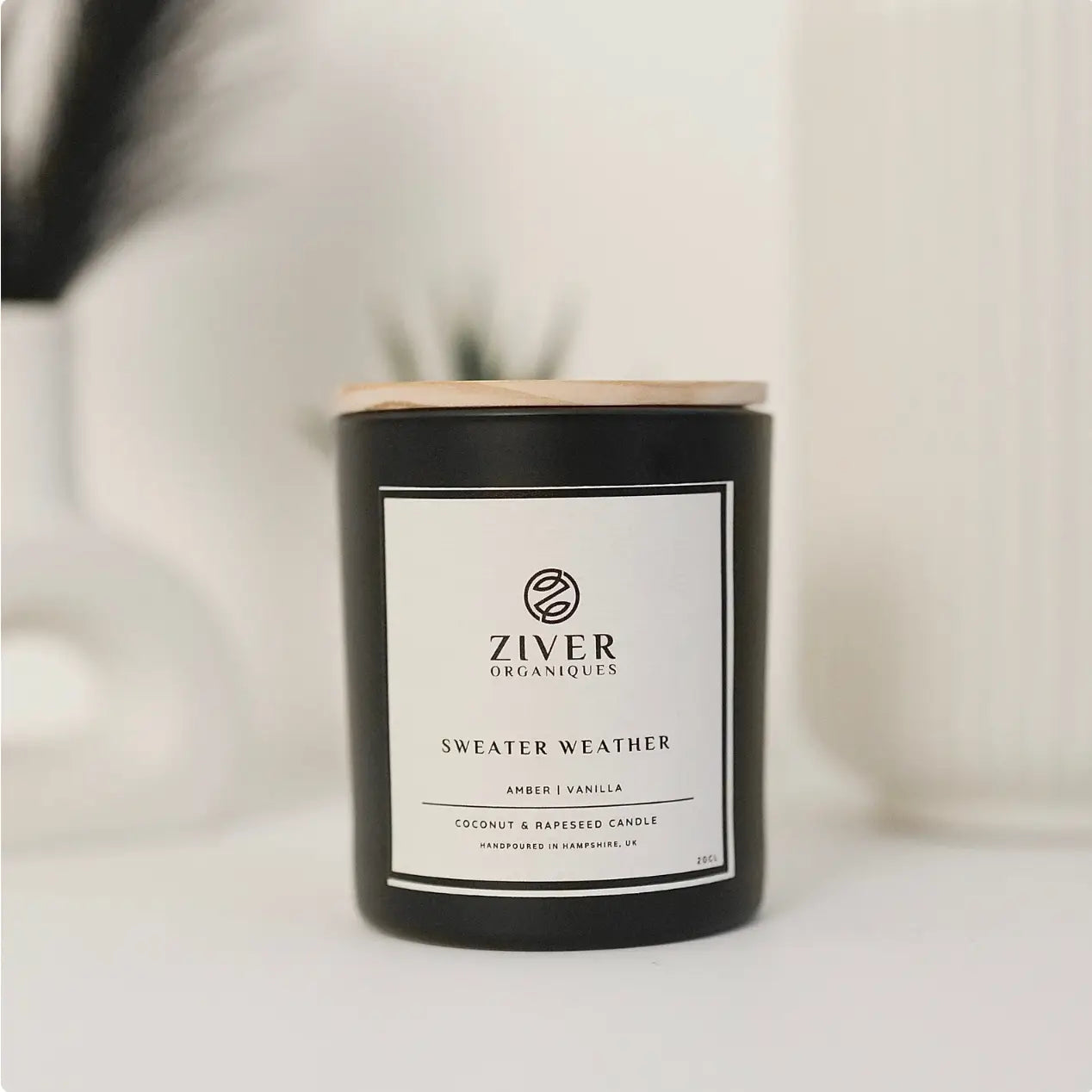 Sweater Weather | Amber Vanilla Scented Candle
